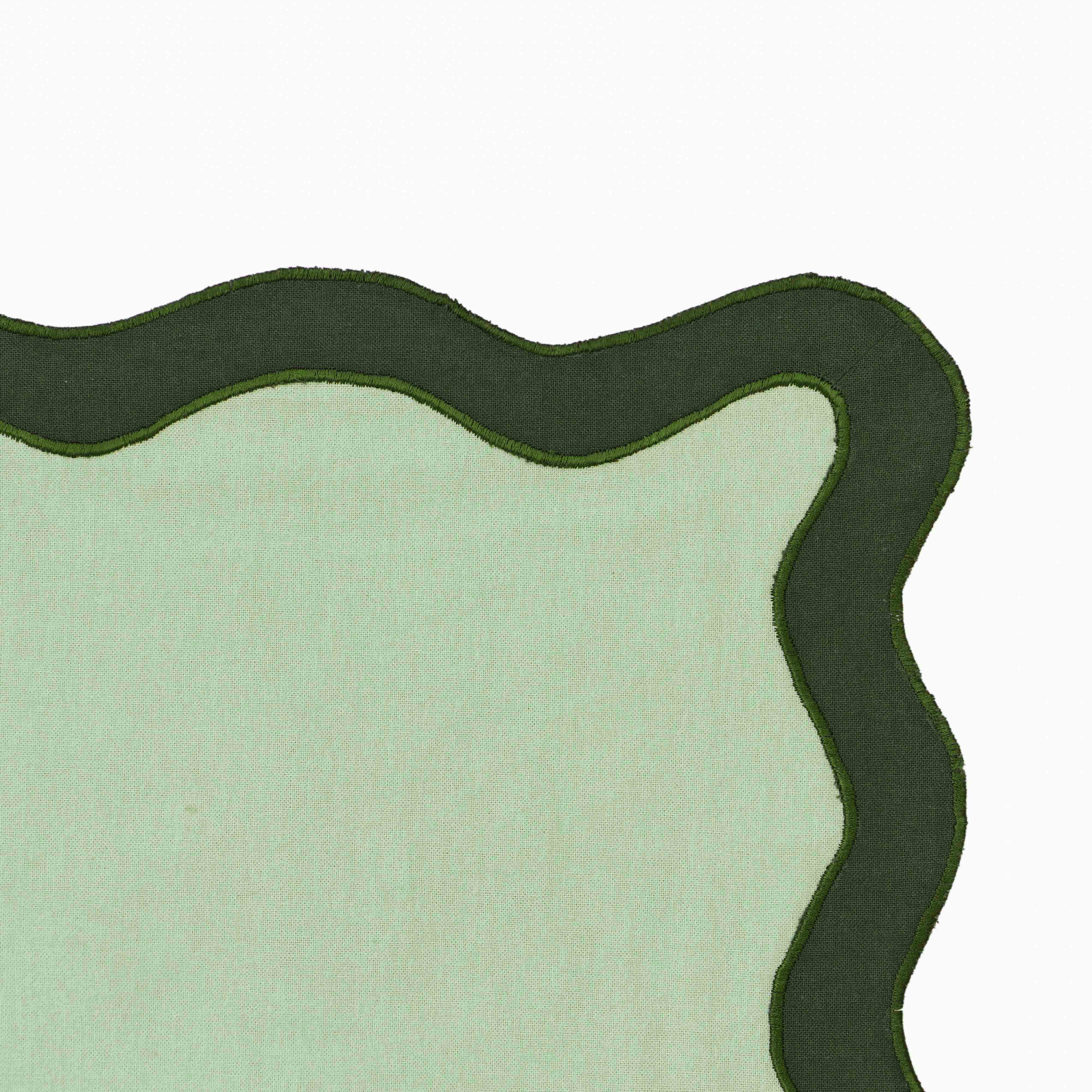 Scalloped Edge Cotton Placemat - Set of 4 23 Scalloped Edge Cotton Placemat - Set of 4
